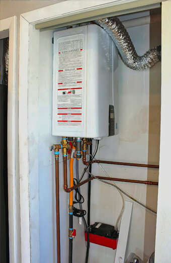 https://innaloohotwater.com.au/uploads/2025/06/instant-hot-water-systems-43926.jpg