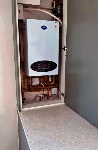 https://innaloohotwater.com.au/uploads/2025/06/instant-hot-water-systems-44293.jpg